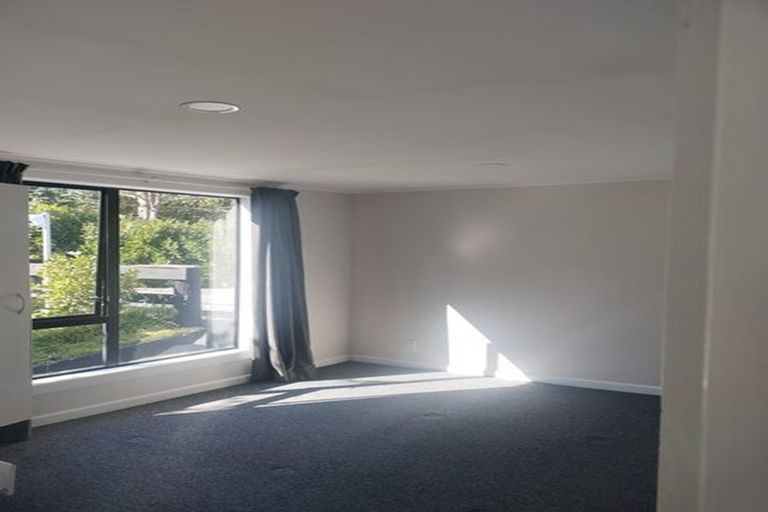Photo of property in 323 Mazengarb Road, Paraparaumu, 5032