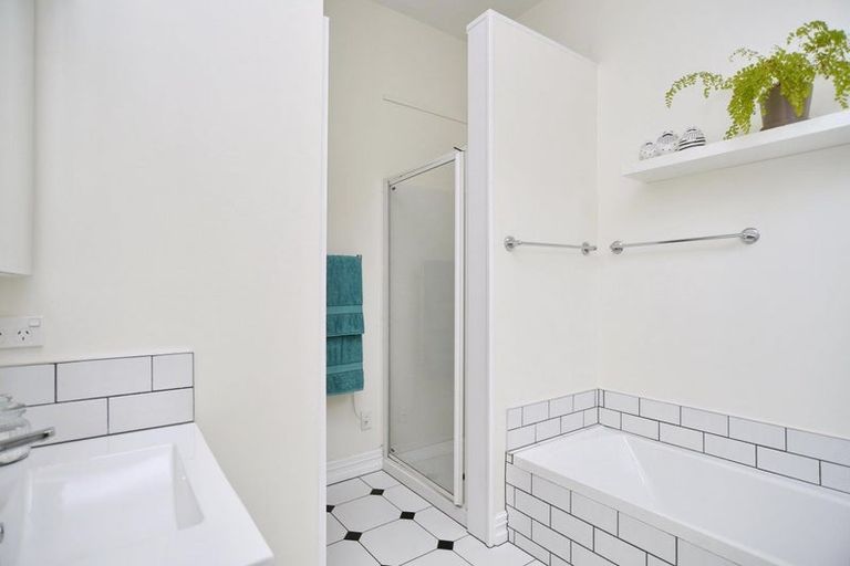 Photo of property in 11 Locarno Street, Opawa, Christchurch, 8023