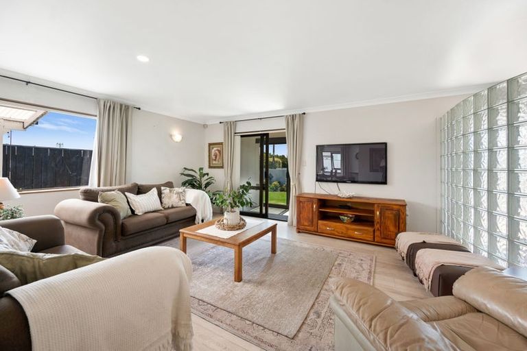 Photo of property in 49a Meeanee Road, Taradale, Napier, 4112