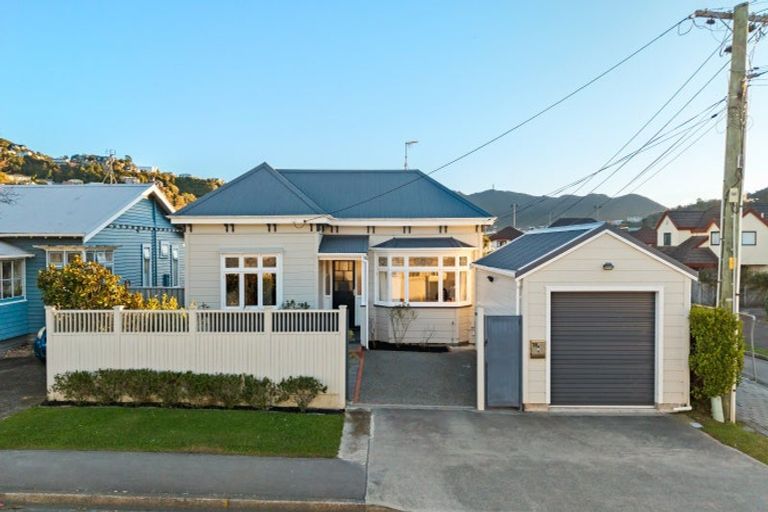 Photo of property in 18 Campbell Street, Karori, Wellington, 6012