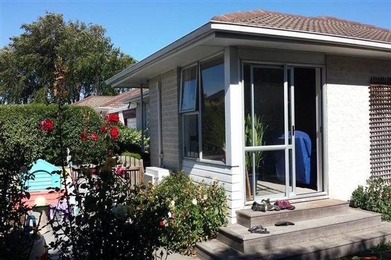 Photo of property in 2/27 Gardiners Road, Bishopdale, Christchurch, 8051