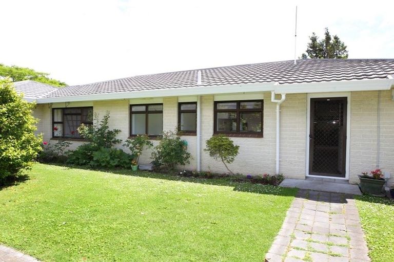 Photo of property in 243a Warwick Road, Mayfair, Hastings, 4122