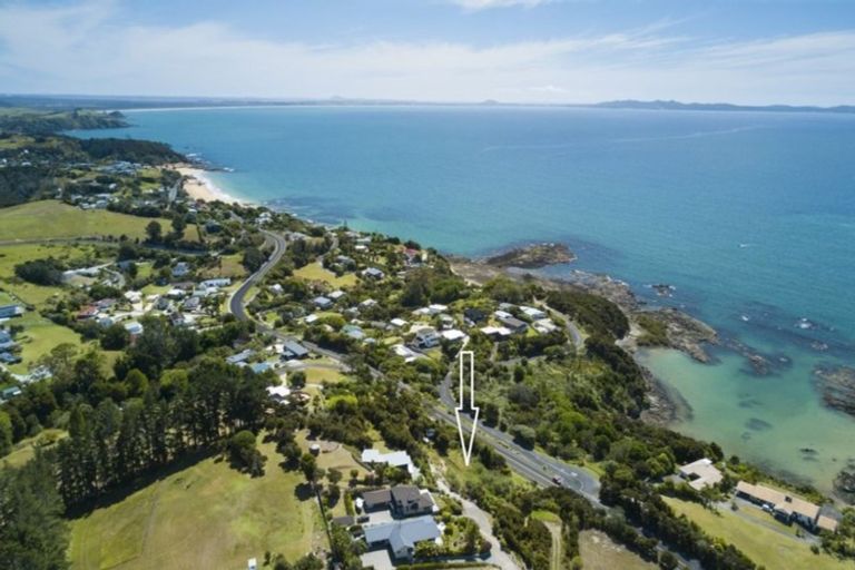 Photo of property in 21 Coachmans Way, Cable Bay, 0420