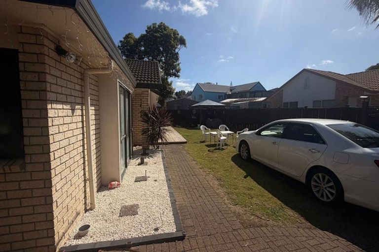 Photo of property in 78 Sheriff Place, Randwick Park, Auckland, 2105