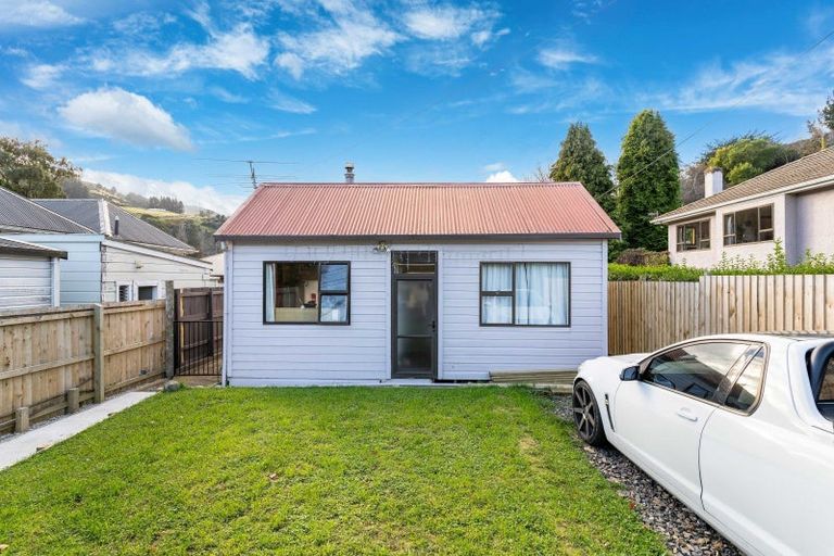 Photo of property in 5 Montague Street, North East Valley, Dunedin, 9010