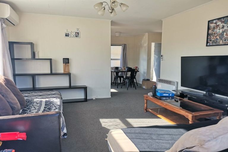 Photo of property in 1/61 Leicester Street, Stoke, Nelson, 7011