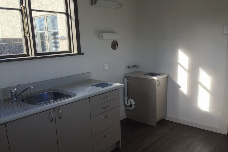 Photo of property in 60 Nelson Street, Forbury, Dunedin, 9012