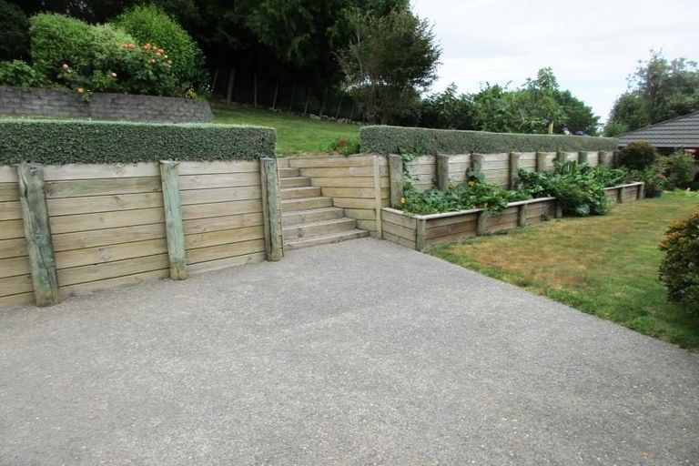 Photo of property in 155 Winara Avenue, Waikanae, 5036