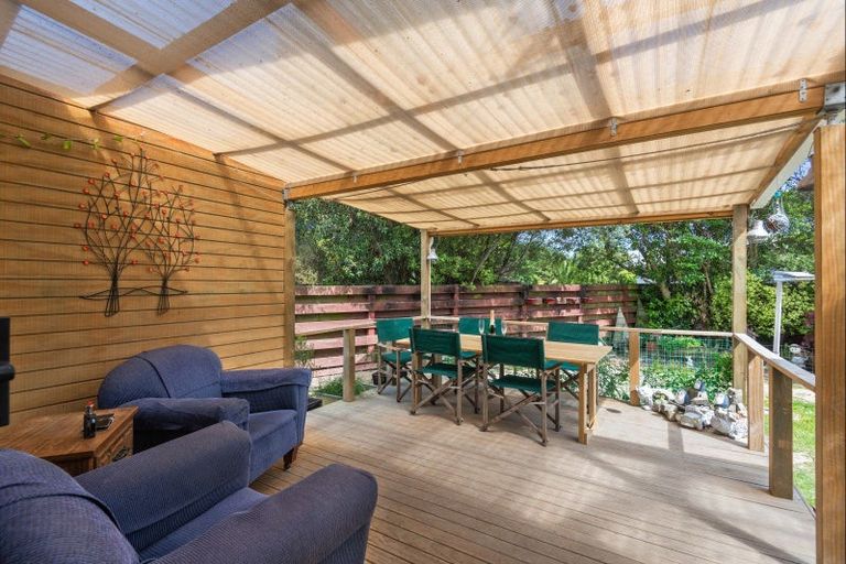 Photo of property in 40 Kimberley Grove, Westbrook, Palmerston North, 4412