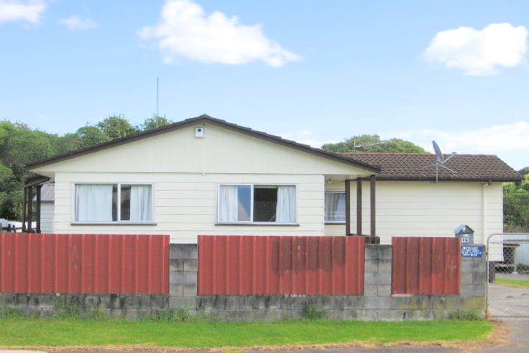 Photo of property in 16 Jontue Place, Clover Park, Auckland, 2019