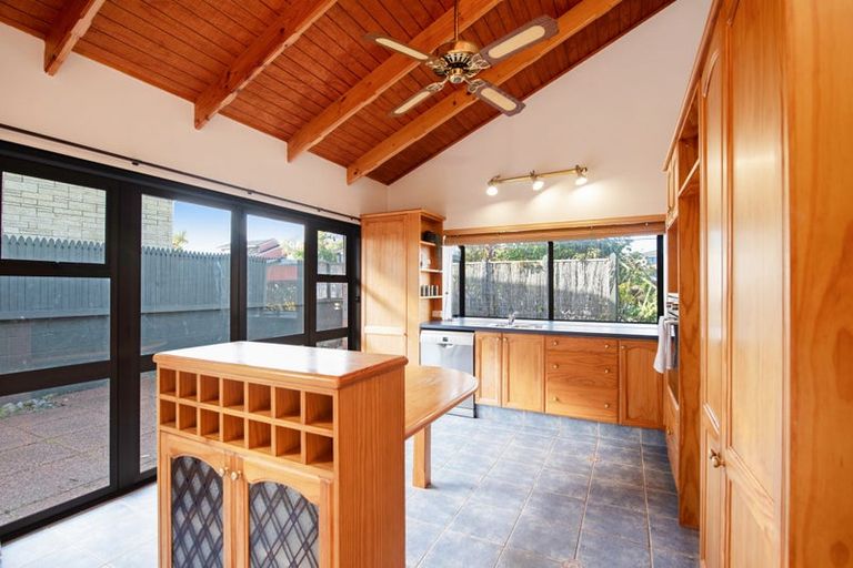 Photo of property in 16 Regal Street, Levin, 5510