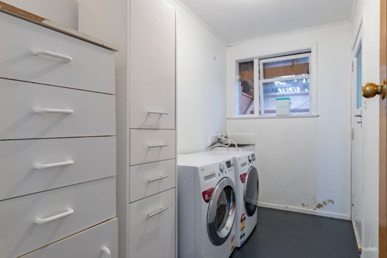 Photo of property in 8 Calypso Street, Grenada North, Wellington, 5028