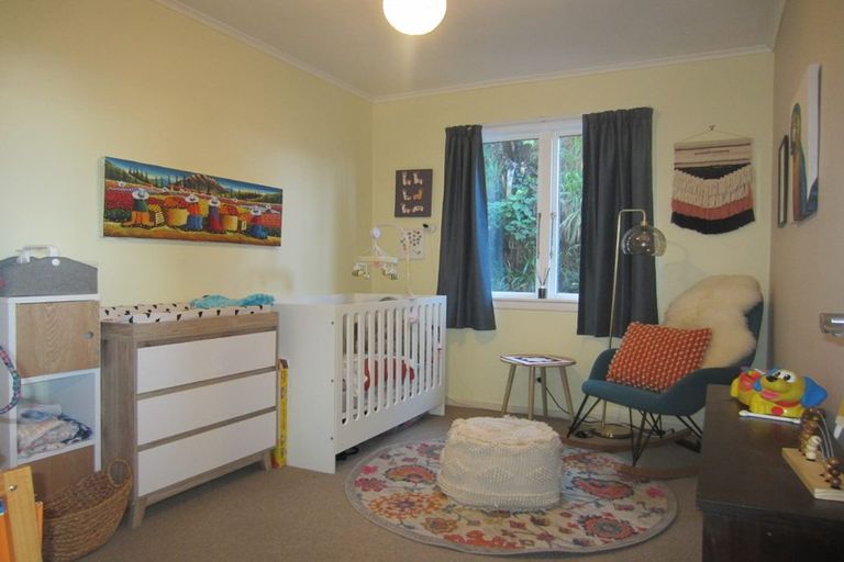 Photo of property in 49 London Road, Korokoro, Lower Hutt, 5012