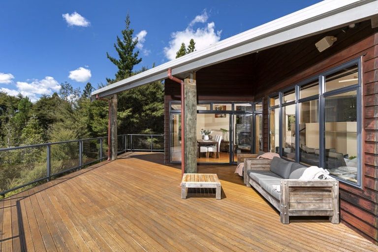 Photo of property in 91 Paremoremo Road, Lucas Heights, Auckland, 0632