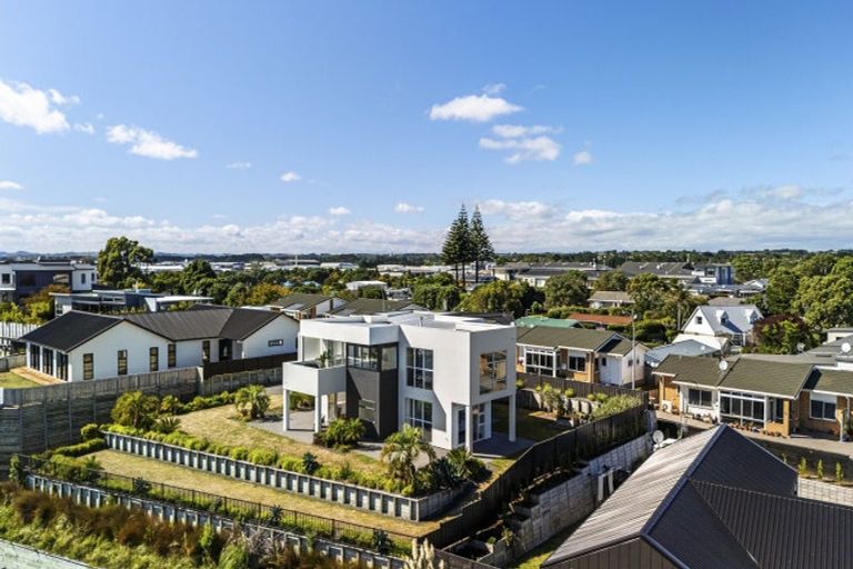 Photo of property in 9b Impact Avenue, Bell Block, New Plymouth, 4312