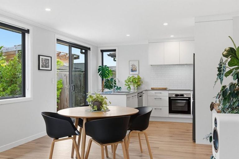 Photo of property in 43 Nursery Lane, Papamoa, 3118