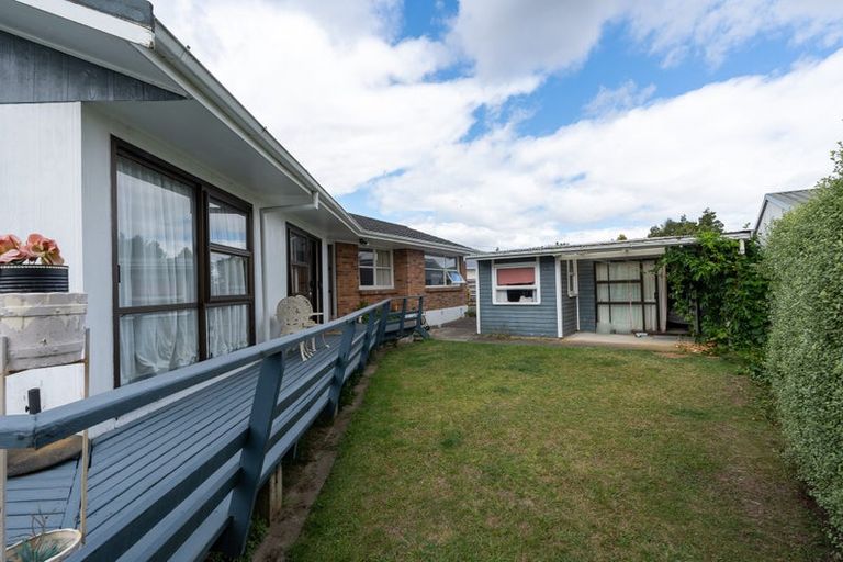 Photo of property in 15 Pryce Place, Silverdale, Hamilton, 3216