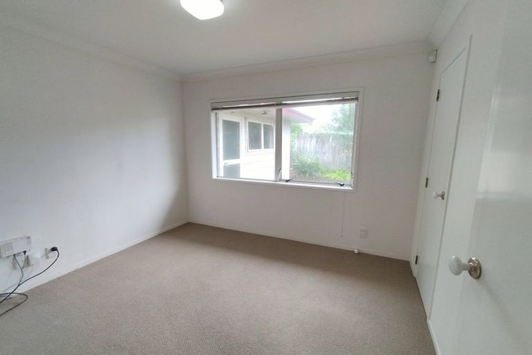 Photo of property in 20 Carriage Close, Northpark, Auckland, 2013