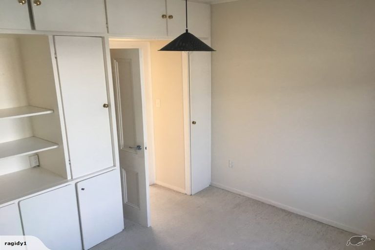 Photo of property in 78 Todman Street, Brooklyn, Wellington, 6021