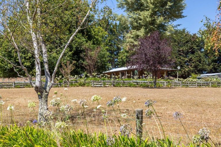 Photo of property in 752 Ponatahi Road, Martinborough, Carterton, 5792