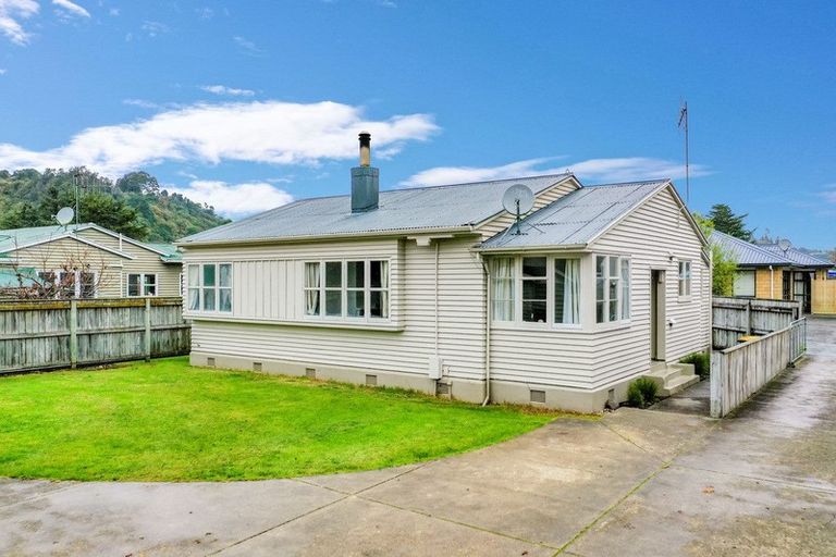 Photo of property in 61 Domain Road, Whakatane, 3120