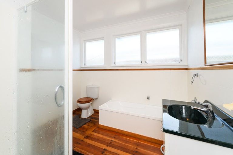 Photo of property in 27 Aspiring Avenue, Milson, Palmerston North, 4414