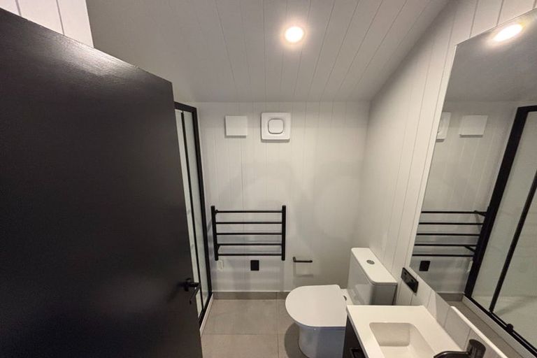 Photo of property in 21a O'meara Street, Swanson, Auckland, 0614