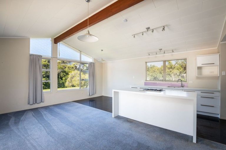 Photo of property in 27 Leslie Street, Waitara, 4320