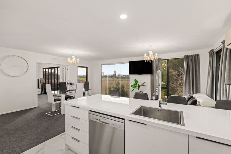 Photo of property in 20 Claridges Road, Casebrook, Christchurch, 8051
