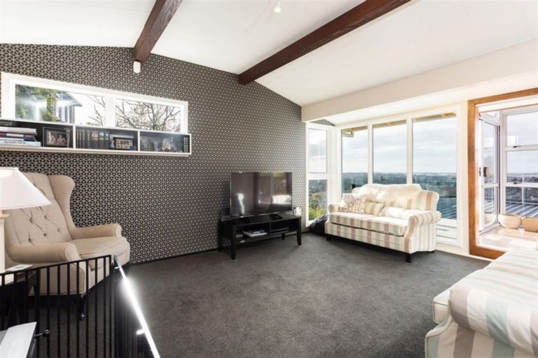 Photo of property in 1/32 Aotea Terrace, Huntsbury, Christchurch, 8022