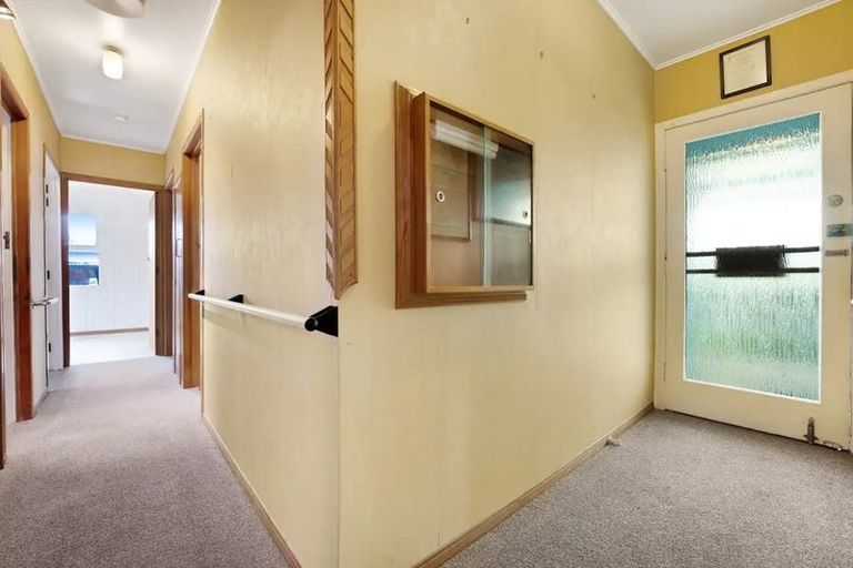 Photo of property in 1/65 Kelvin Road, Papakura, 2110