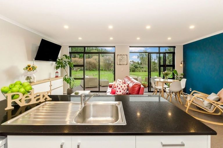 Photo of property in 103 Greenhill Road, Waikanae, 5391