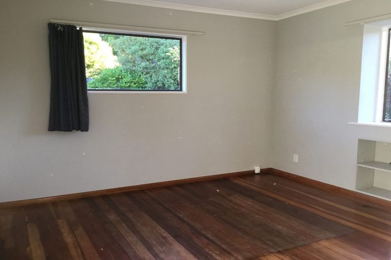 Photo of property in 48c Norana Road, Timberlea, Upper Hutt, 5018