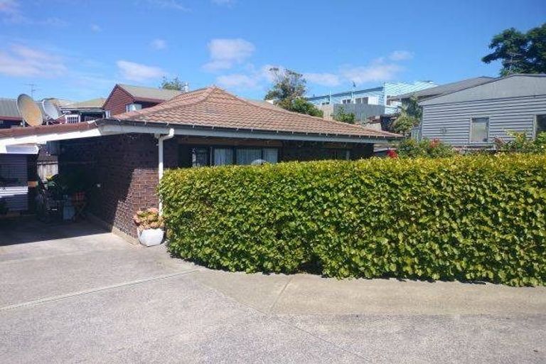 Photo of property in 1/6 Don Street, Papakura, 2110