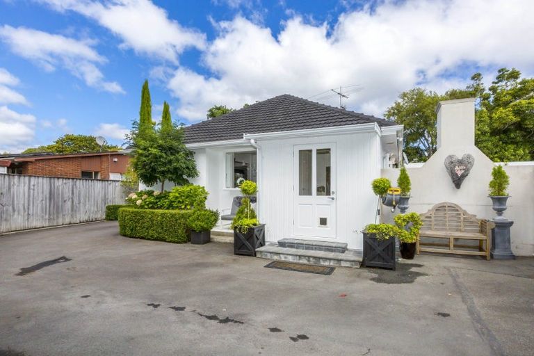 Photo of property in 385 Fergusson Drive, Heretaunga, Upper Hutt, 5018