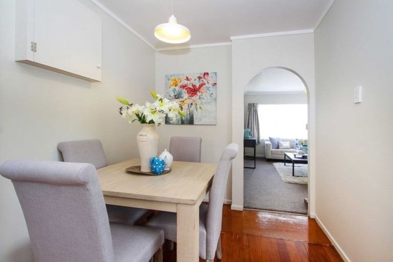 Photo of property in 187a Edmonton Road, Te Atatu South, Auckland, 0610