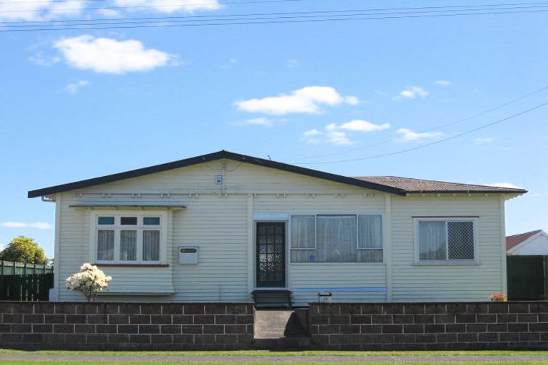 Photo of property in 49 Hakanoa Street, Huntly, 3700