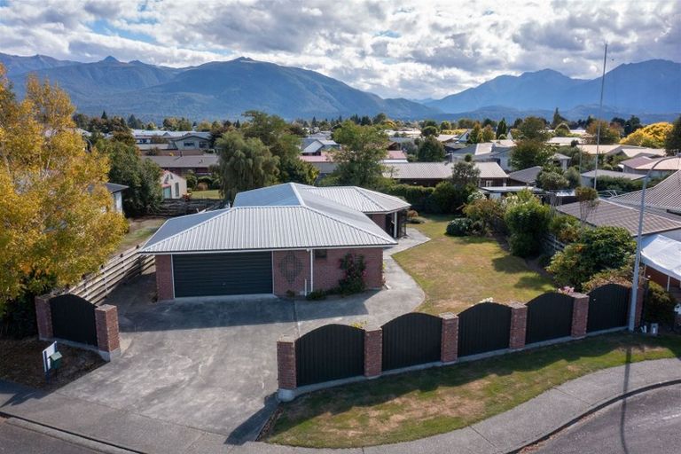 Photo of property in 3 Sylvia Baker Place, Te Anau, 9600