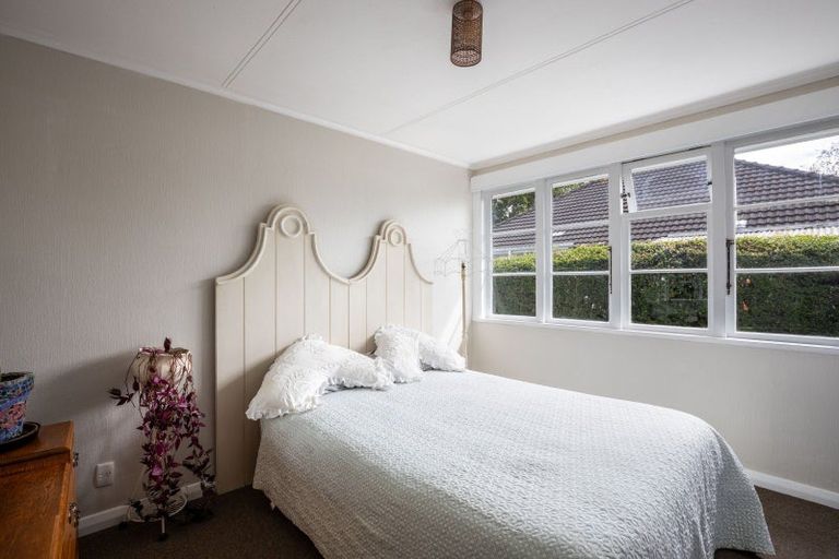 Photo of property in 5 Camden Street, Vogeltown, New Plymouth, 4310
