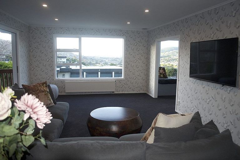 Photo of property in 49 Sunrise Boulevard, Tawa, Wellington, 5028