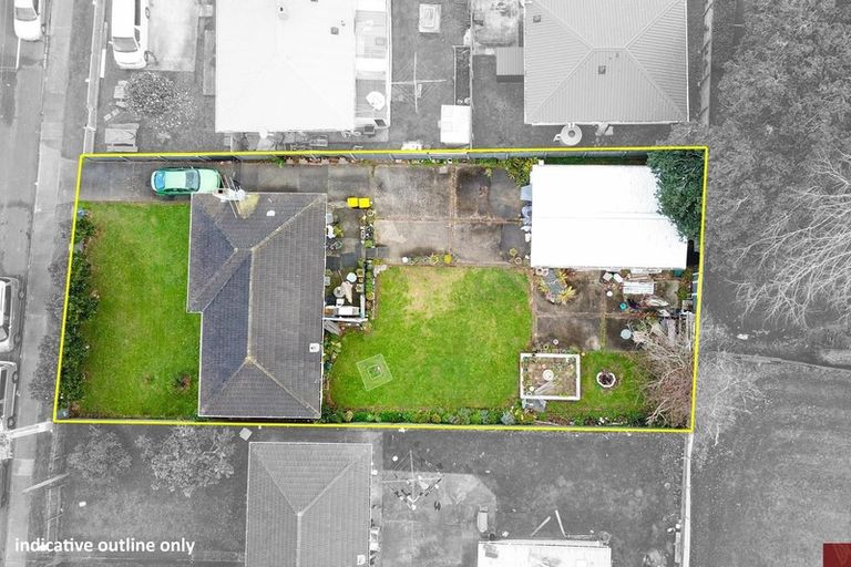 Photo of property in 18 Mcannalley Street, Manurewa East, Auckland, 2102