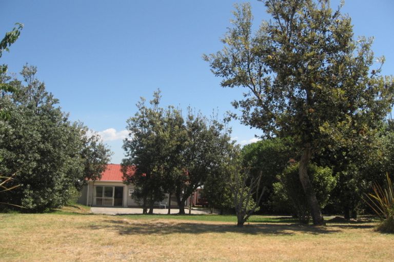 Photo of property in 256 Pukehina Parade, Pukehina, 3189