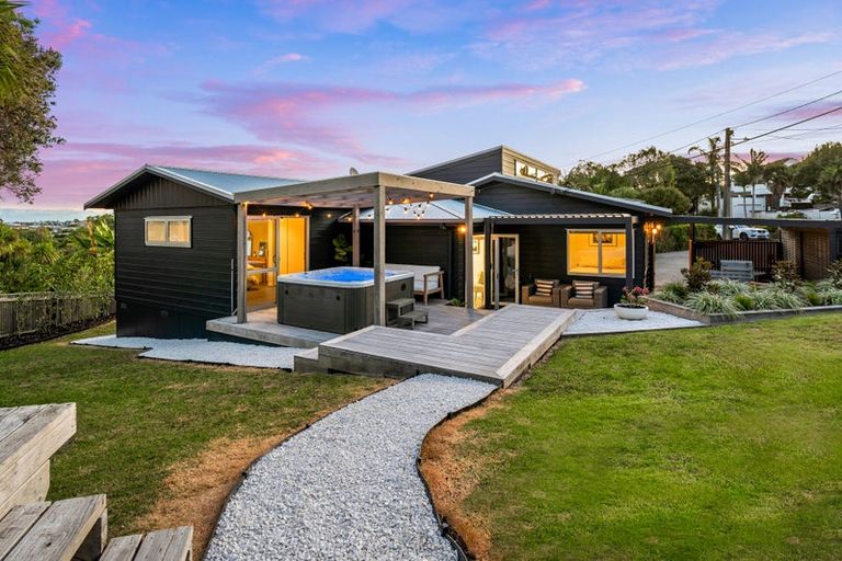 Photo of property in 63 Ardern Avenue, Stanmore Bay, Whangaparaoa, 0932