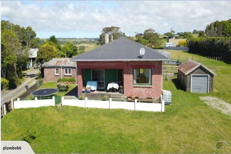 Photo of property in 1410 Devon Road, Brixton, Waitara, 4382