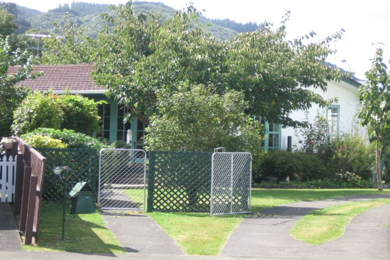 Photo of property in 34 Akron Grove, Totara Park, Upper Hutt, 5018