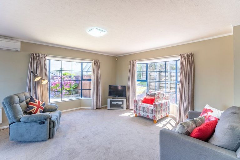 Photo of property in 19b Kentwood Drive, Woodridge, Wellington, 6037