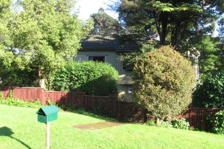 Photo of property in 19 Karen Road, Laingholm, Auckland, 0604