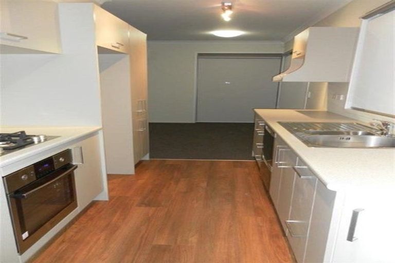 Photo of property in 7 Dorchester Place, Orewa, 0931