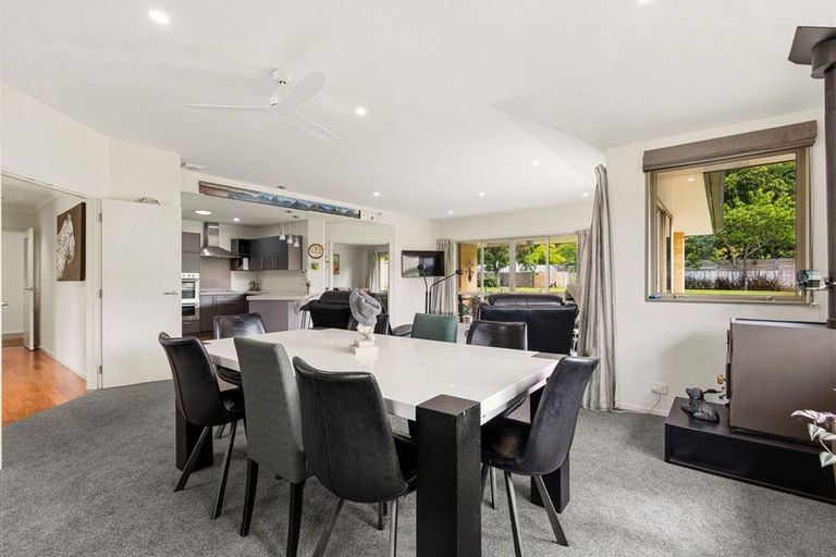 Photo of property in 33 Sylvan Street, Lake Hayes, Queenstown, 9304