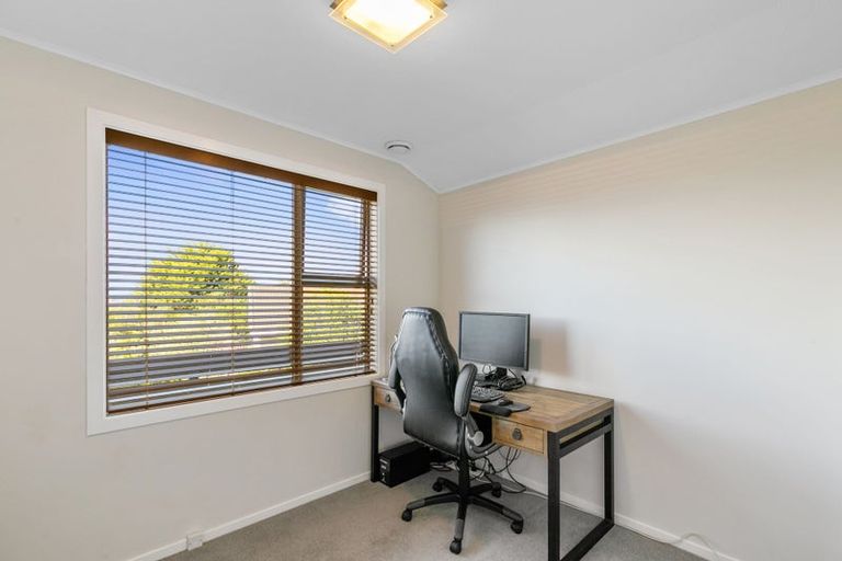 Photo of property in 244 Mitchell Street, Brooklyn, Wellington, 6021